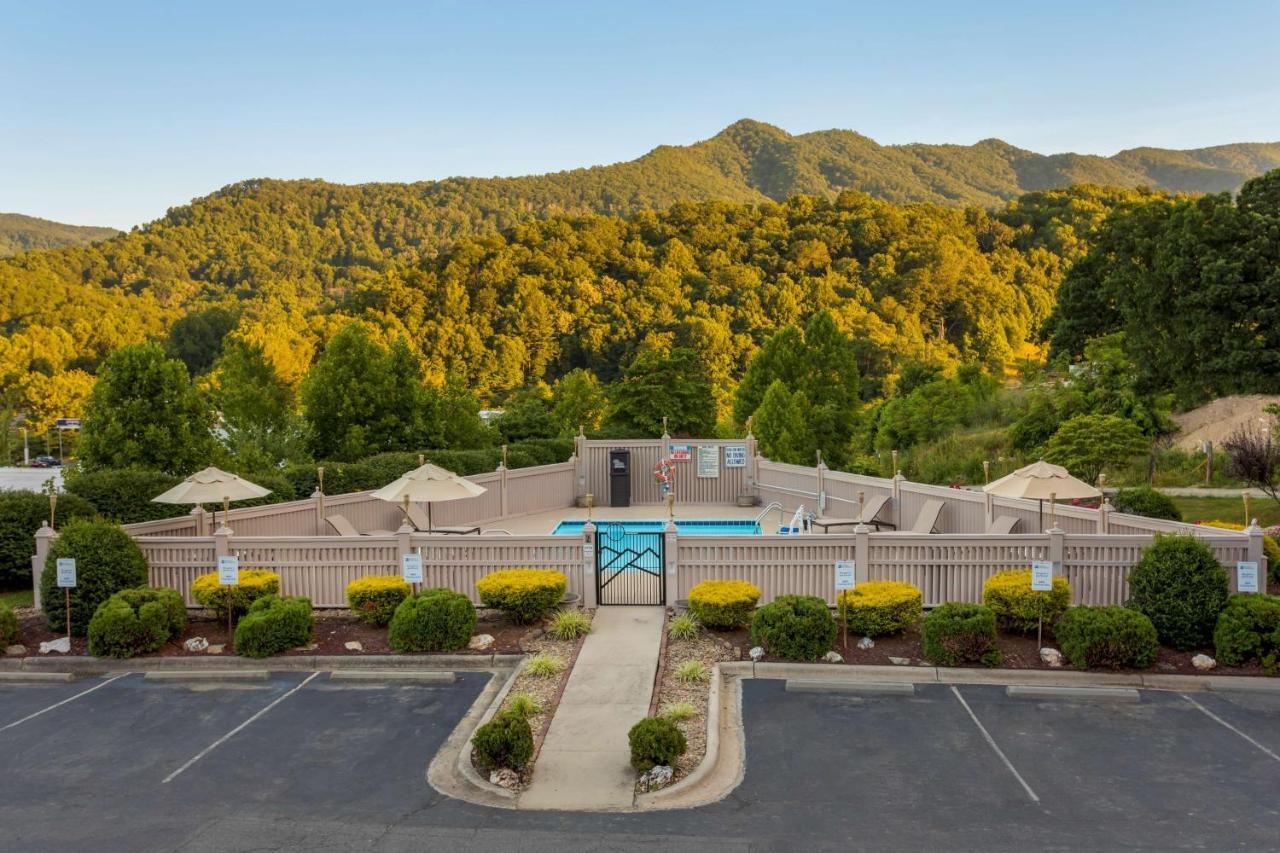 Best Western Smoky Mountain Inn Waynesville Bagian luar foto
