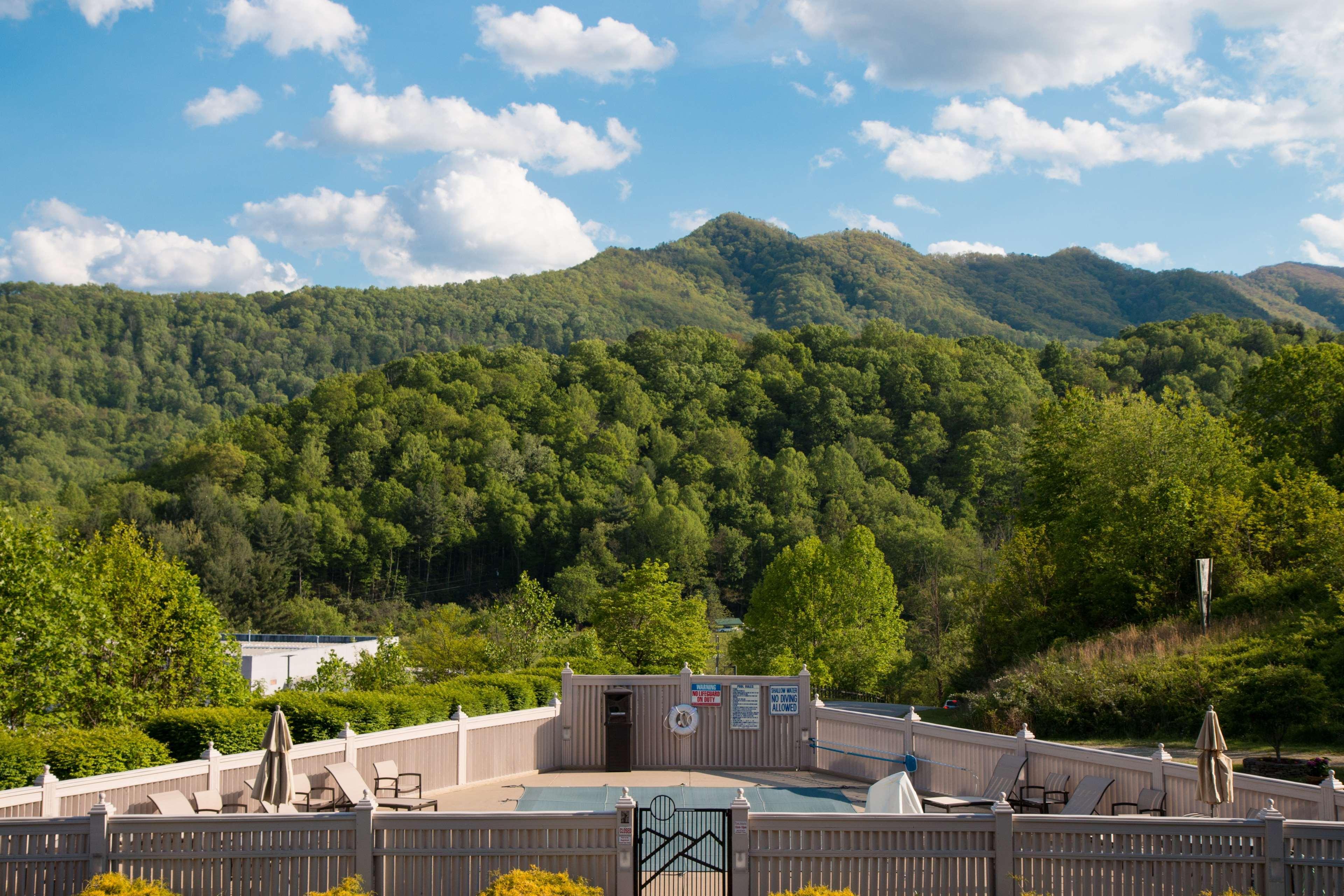 Best Western Smoky Mountain Inn Waynesville Bagian luar foto